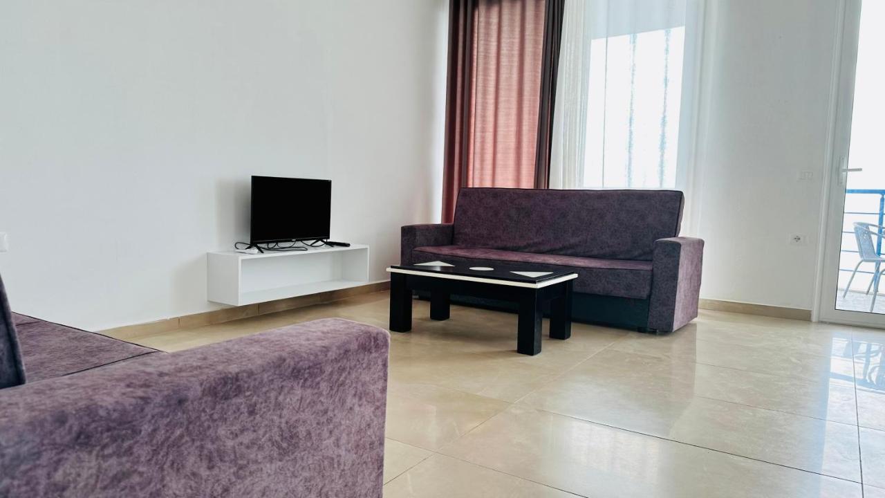 Jico Travel - Villa Colombo فلورا المظهر الخارجي الصورة