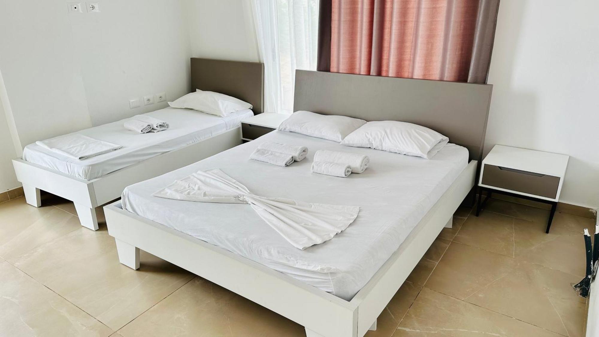 Jico Travel - Villa Colombo فلورا المظهر الخارجي الصورة
